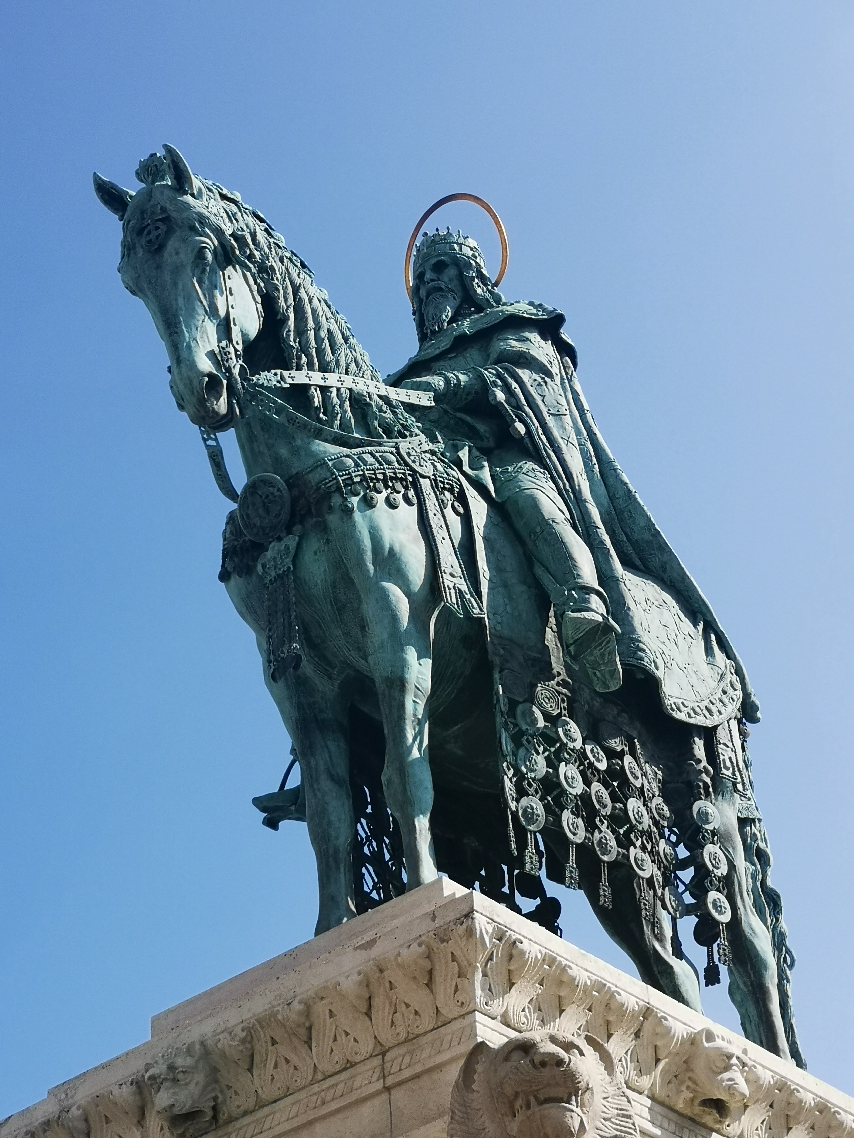 An up-close image of a statue of Stephen I of Hungary, mounted on a horse.